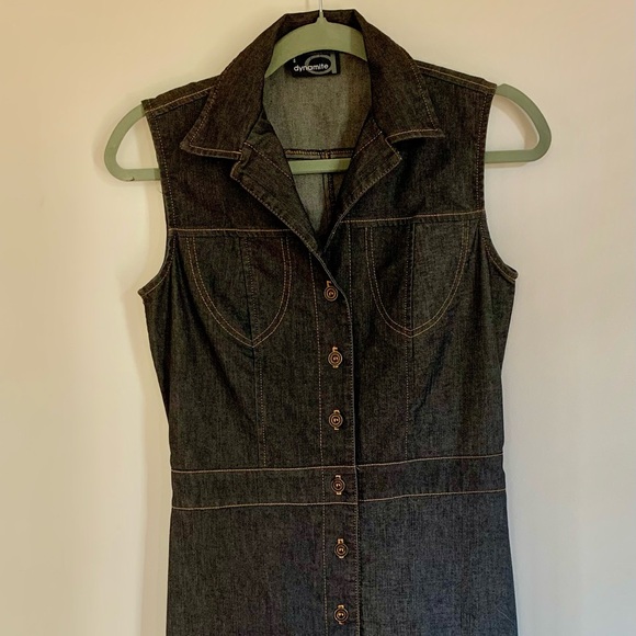 Dynamite Dress Buttins all the way down - Picture 5 of 8